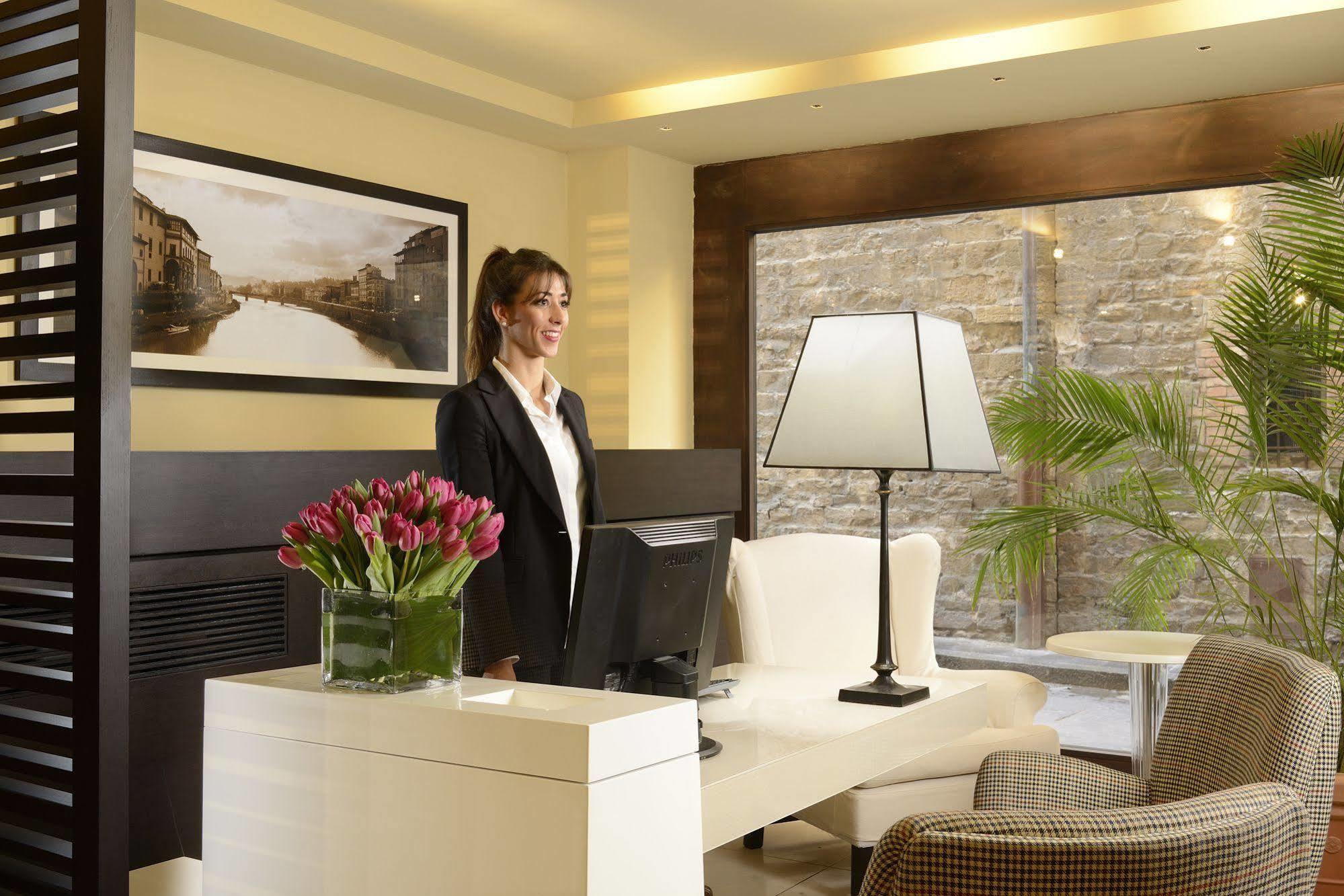 Ponte Vecchio Suites & Spa Firenze Bagian luar foto